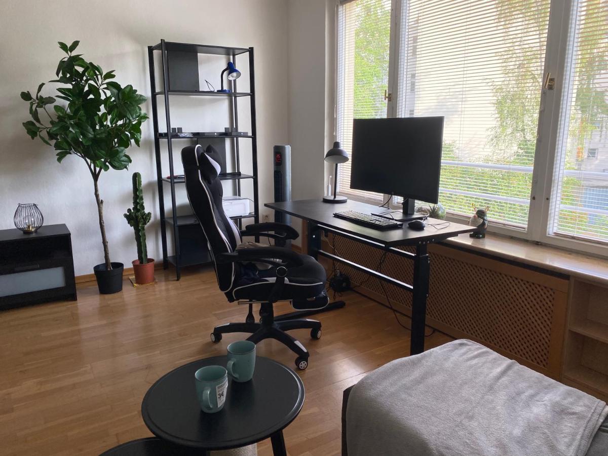 Appartement Modern Studio In With Garden Near Sea *