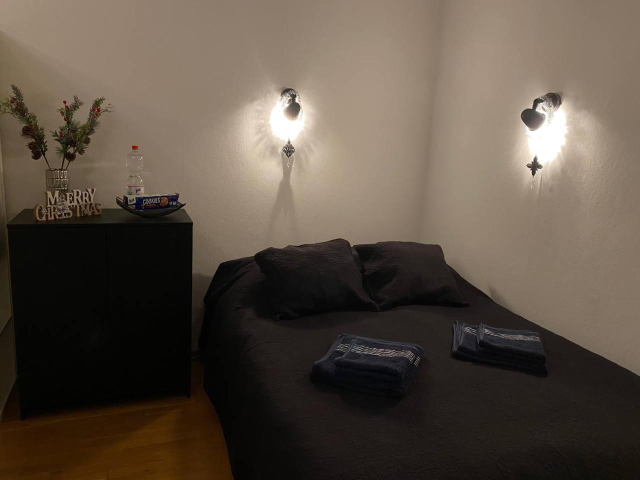 Appartement Modern Studio In With Garden Near Sea Berlijn